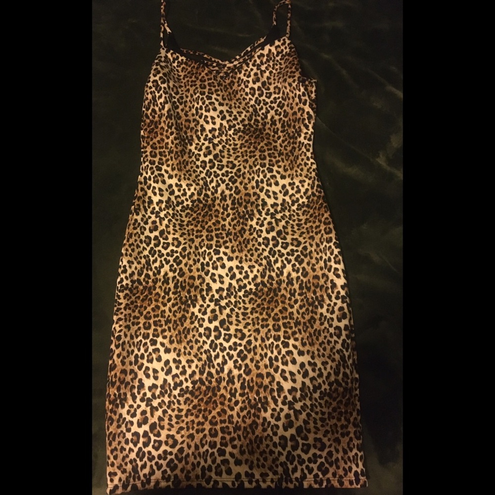 Fashion Nova Leopard Dress Size L NWOT